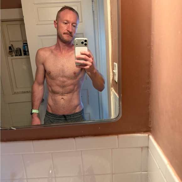 Meet your posher - Picture 2 of 8